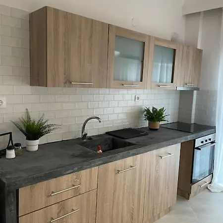 Апартаменты Anastasios' Artwork