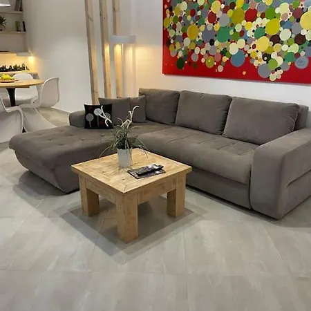 Anastasios' Artwork Апартаменты *