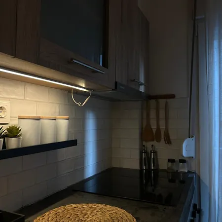 Apartamento Anastasios' Artwork *